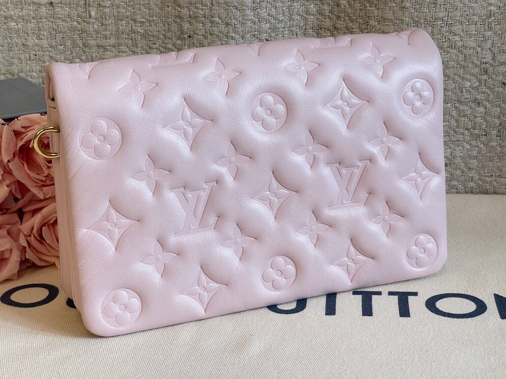 【ルイヴィトン・Louis Vuitton 】Pochette Coussin M82116 louis-vuitton-pochette-coussin